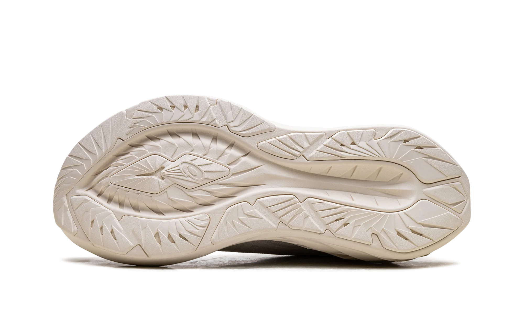 Novablast 4 "White / White" 1011B693 102