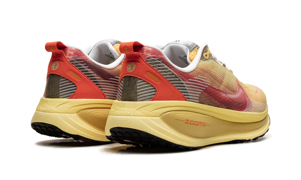 Vomero 18 SE "International Running Pack - Vivid Sulfur" IH3576 999