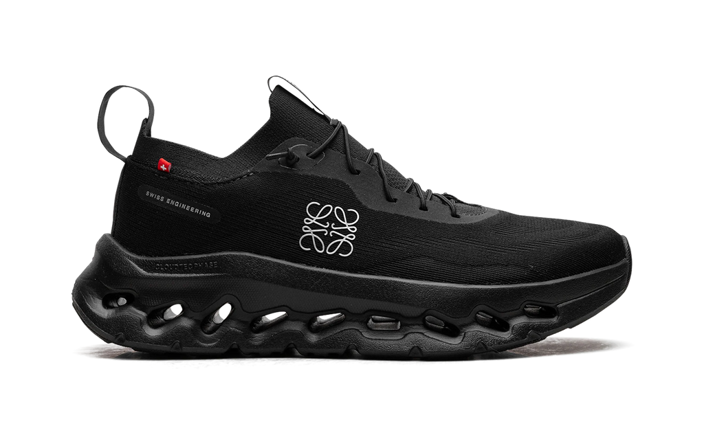 Cloudtilt WMNS "LOEWE All Black" 3WD30310485