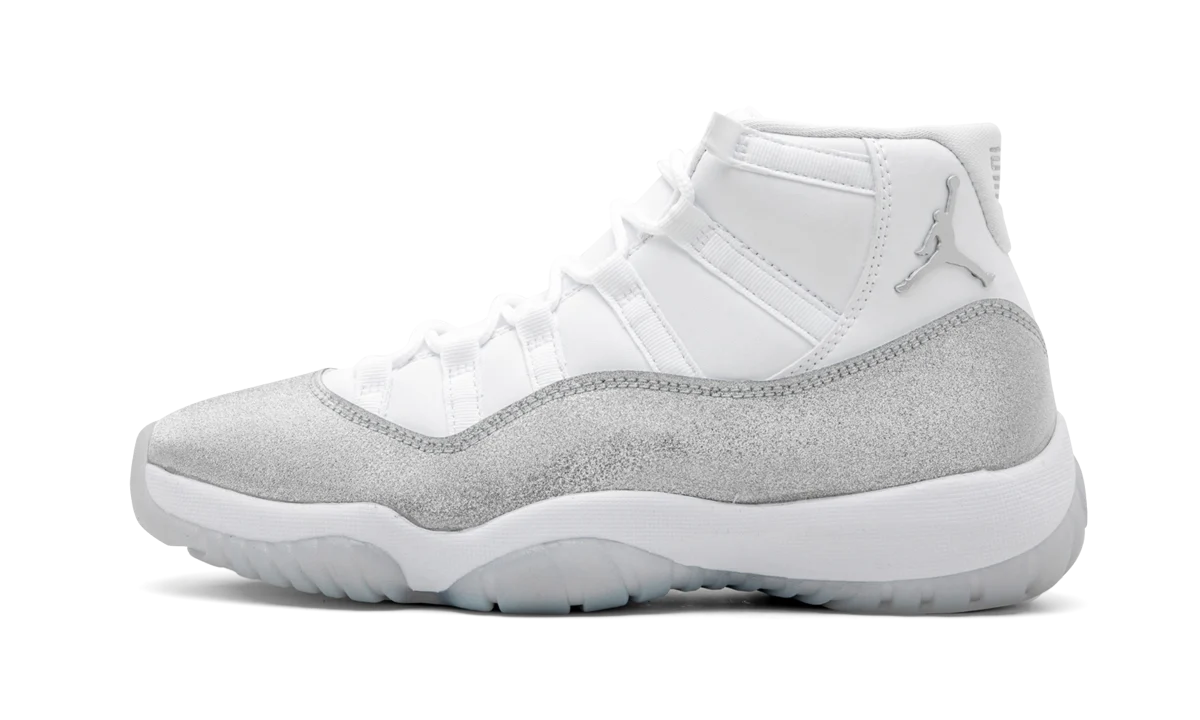 AIR JORDAN 11 RETRO WMNS "METALLIC SILVER" AR0715 100