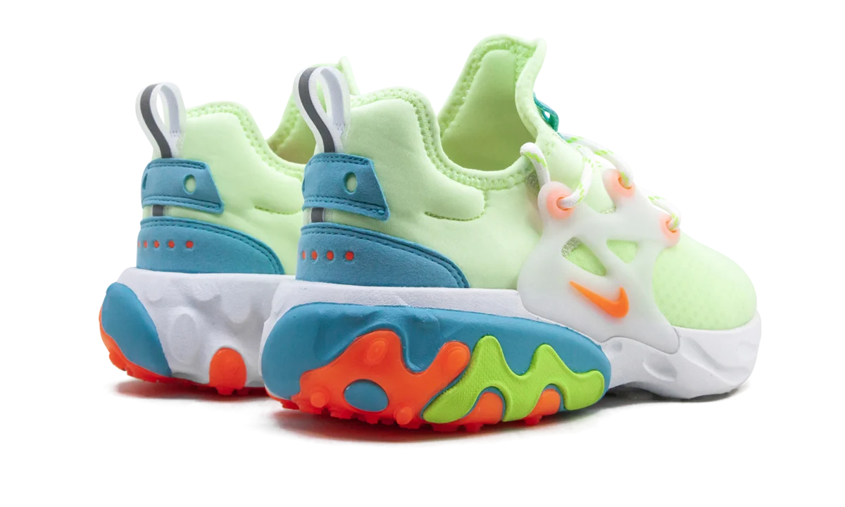 React Presto "Psychedelic Lava" AV2605 700