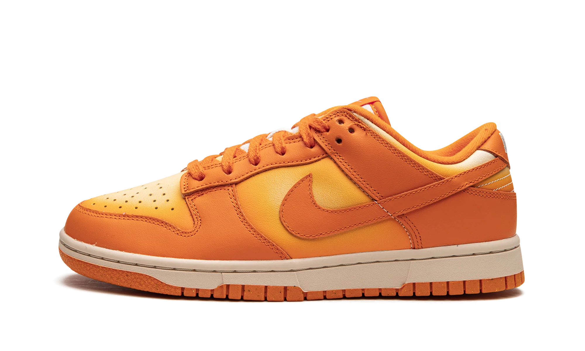 DUNK LO MNS WMNS "Magma Orange" DX2953 800