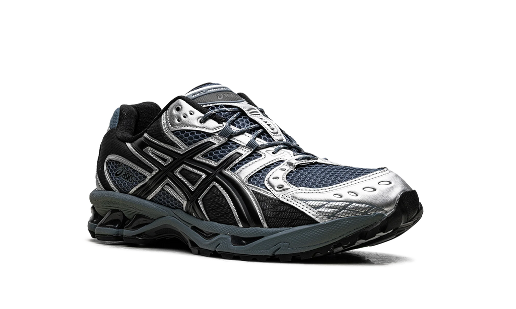 Gel Nimbus 10.1 "Ironclad" 1203A543 021