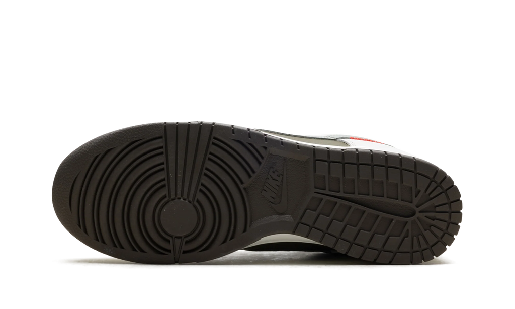 Dunk Low Retro "Year of the Snake (2025)" HV5980 231