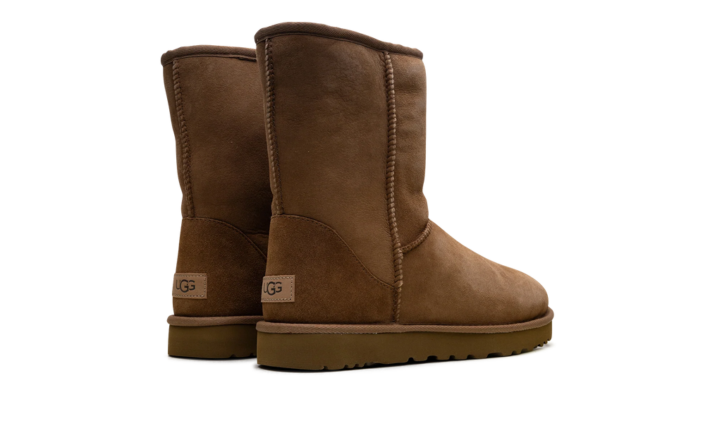 Classic Short II Boot WMNS "Chestnut" 1016223 CHE