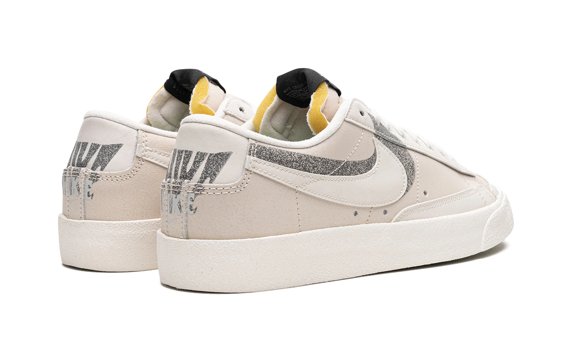 Blazer Low "Shadow Halloween" DQ7671 001