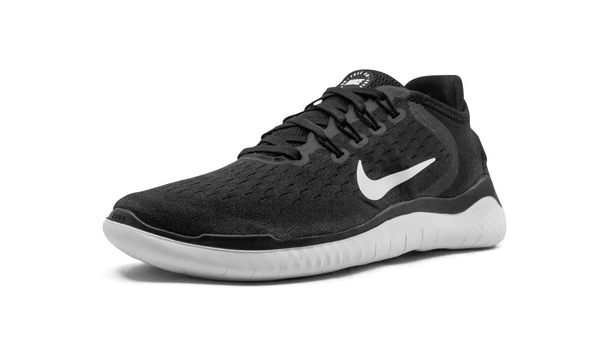 FREE RN 2018 MNS WMNS "BLACK WHITE" 942837 001