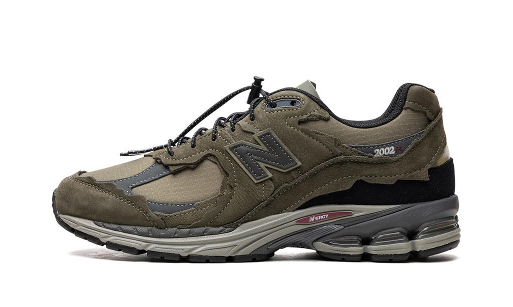 2002R "Protection Pack - Dark Moss" M2002RDN