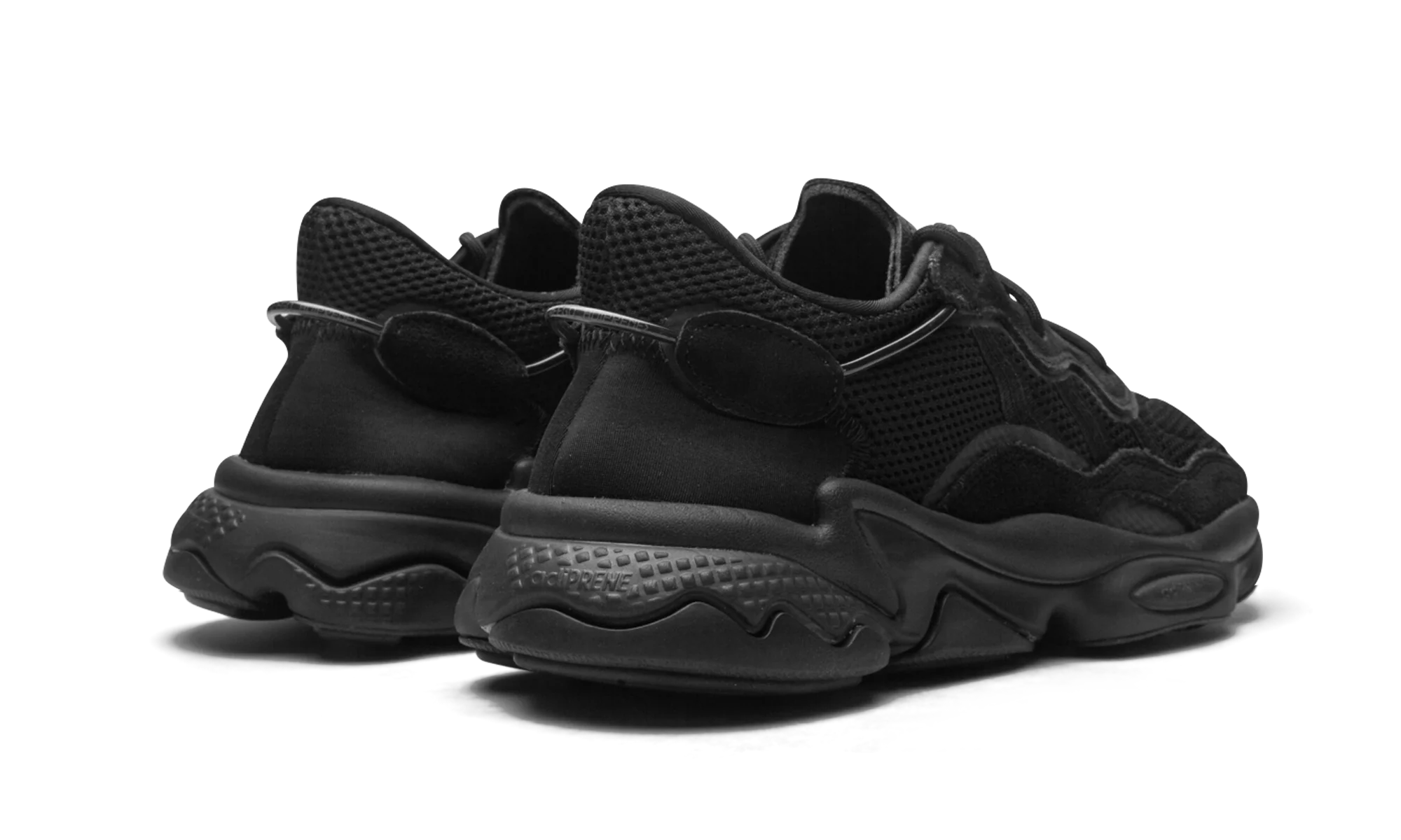 Ozweego "Carbon Mesh" EE6999