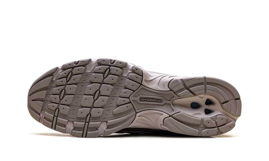 740 "Grey" U740638