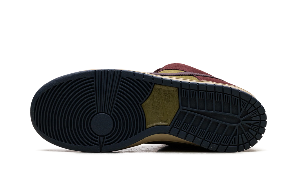 SB Dunk Low "Burgundy Crush / Olive Flak" HQ1625 600
