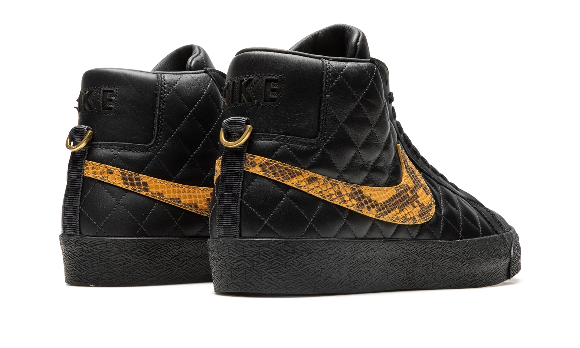 SB Blazer "Supreme - Black" DV5078 001