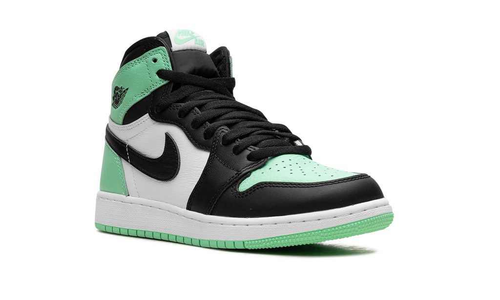 Air Jordan 1 GS "Green Glow" FD1437 130