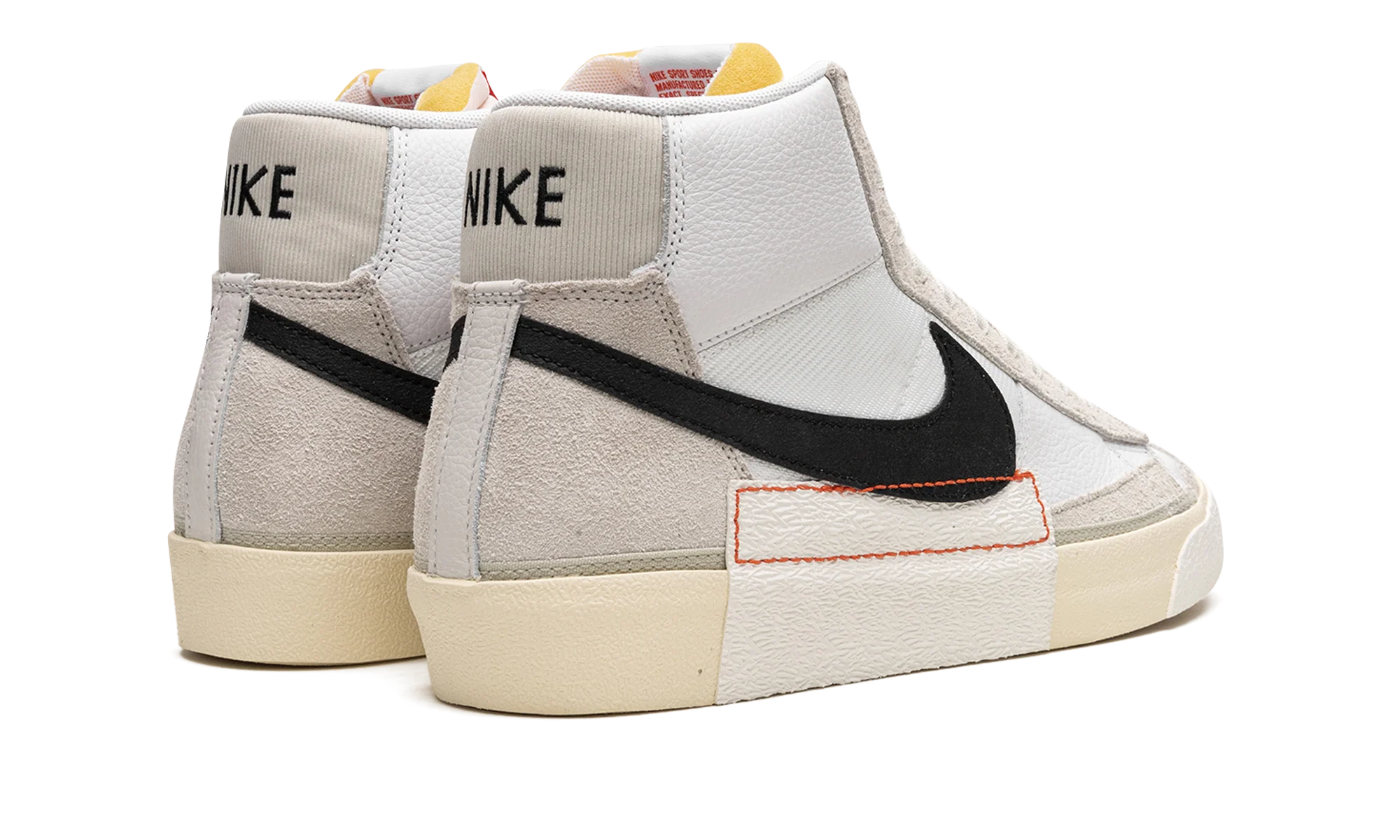 Blazer Mid '77 "Pro Club Light Bone" DQ7673 100