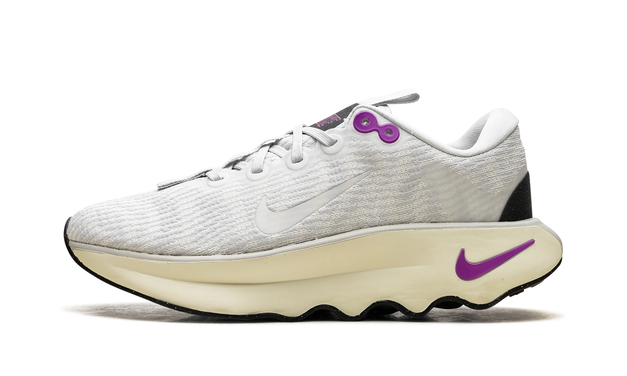 Motiva WMNS "Photon Dust Hyper Violet Coconut Milk" DV1238 009