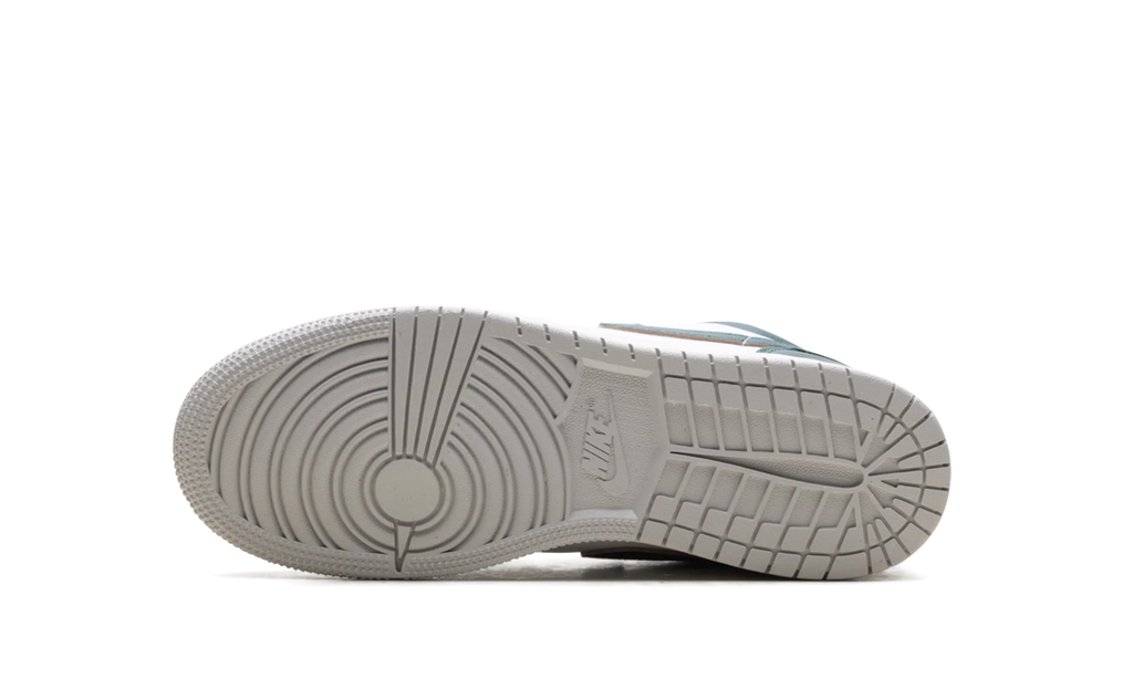 Jordan 1 Low SE GS "Oxidized Green" FQ8041 300
