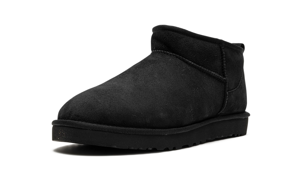 Classic Ultra Mini Boot "Black" 1137391 BLK