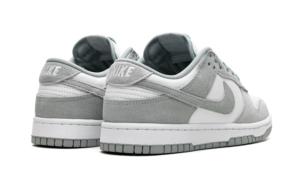Dunk Low "Light Pumice" FQ8249 101