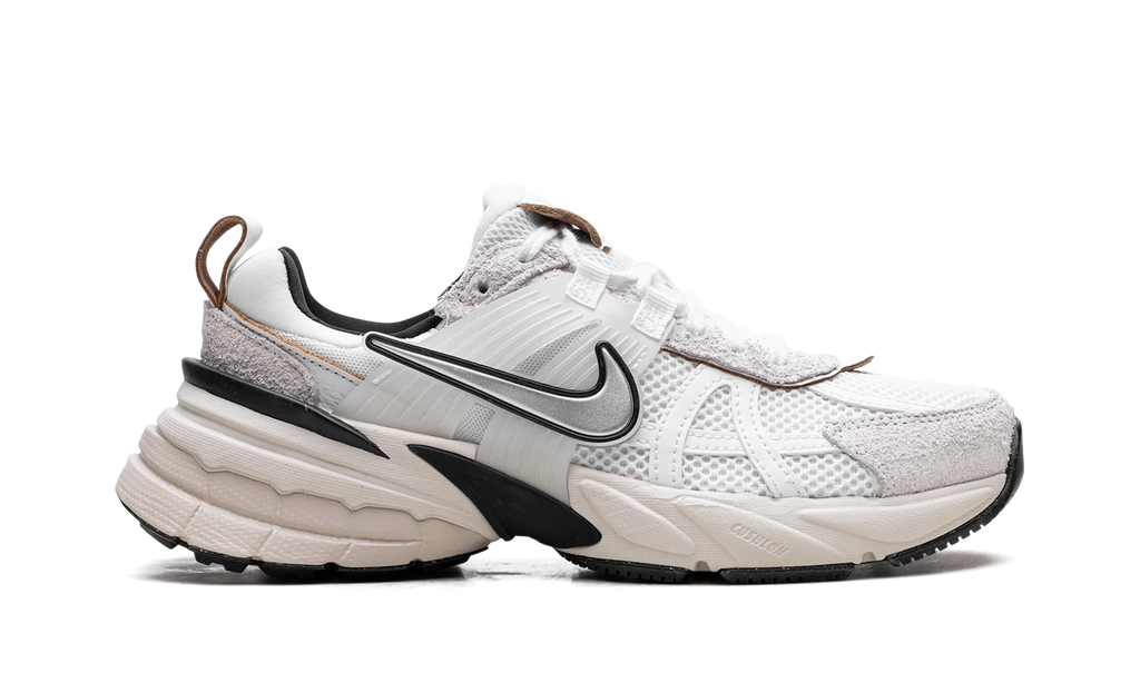 V2K Run Wmns "Summit White" FN6703 100