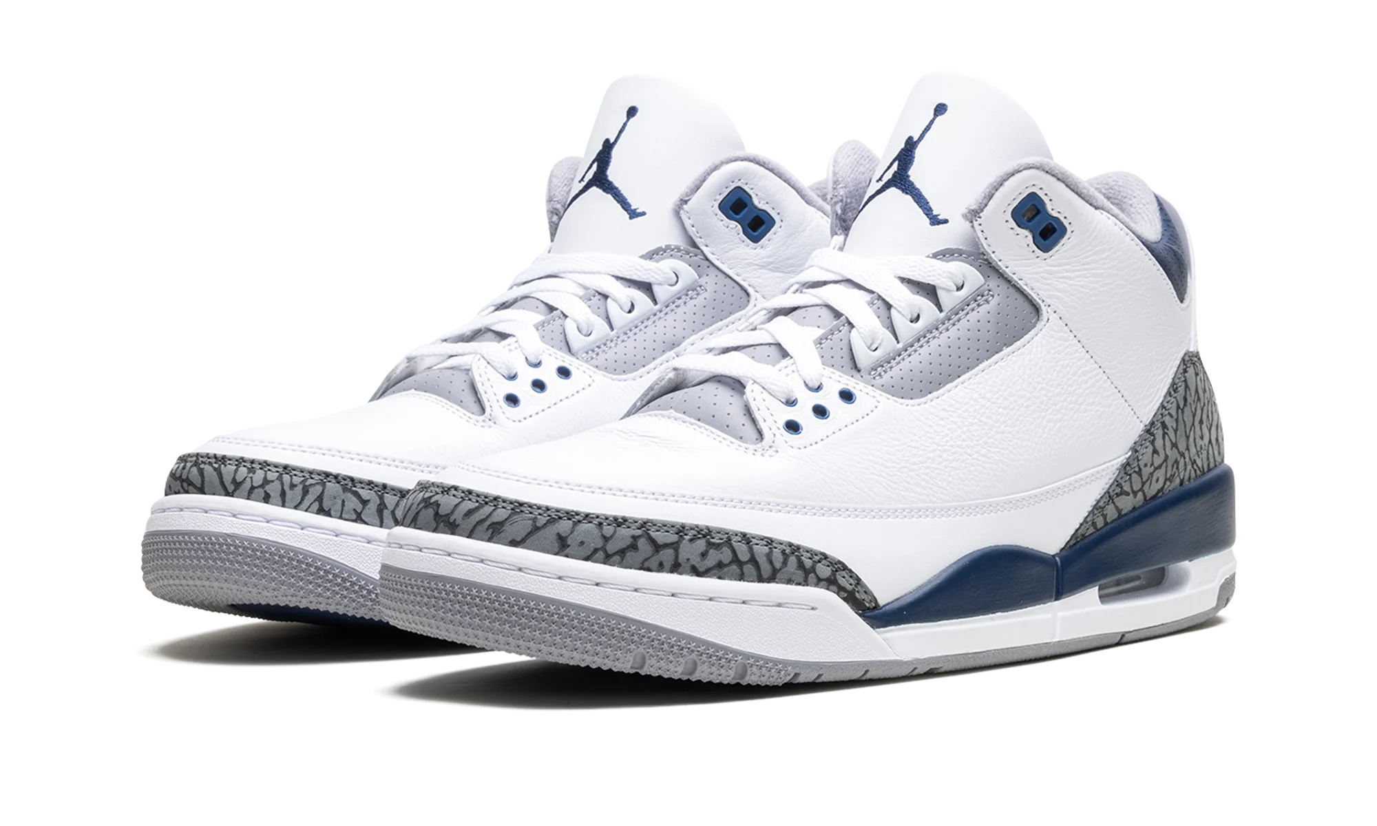 Air Jordan 3 "Midnight Navy" CT8532 140