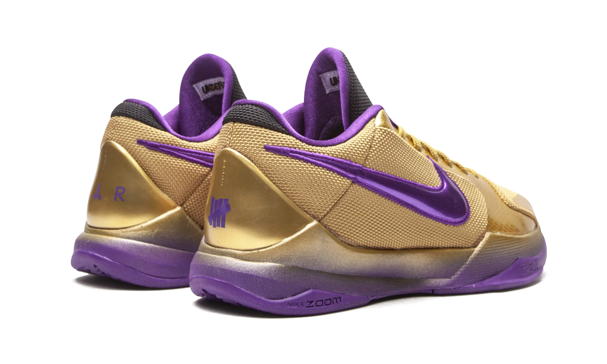 Kobe 5 Protro "Undefeated - Hall of Fame" DA6809 700