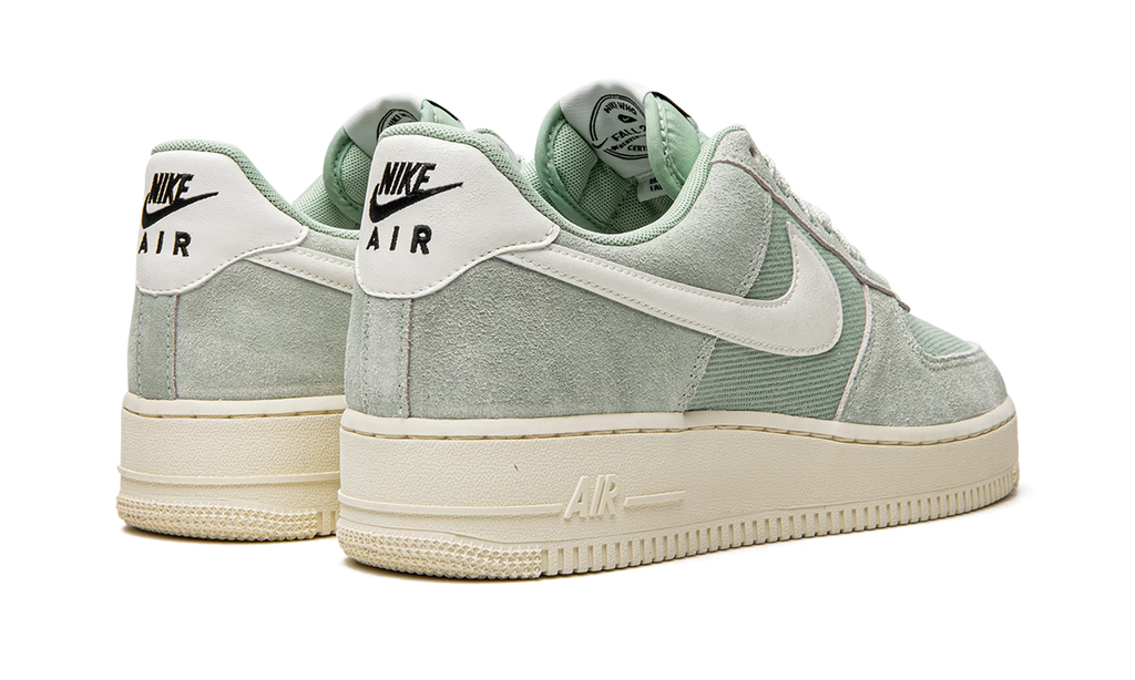 Air Force 1 "Certified Fresh" DO9801 300