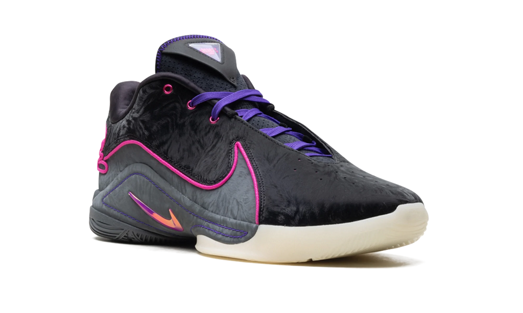 LeBron 22 "Blacklight" FZ1094 001