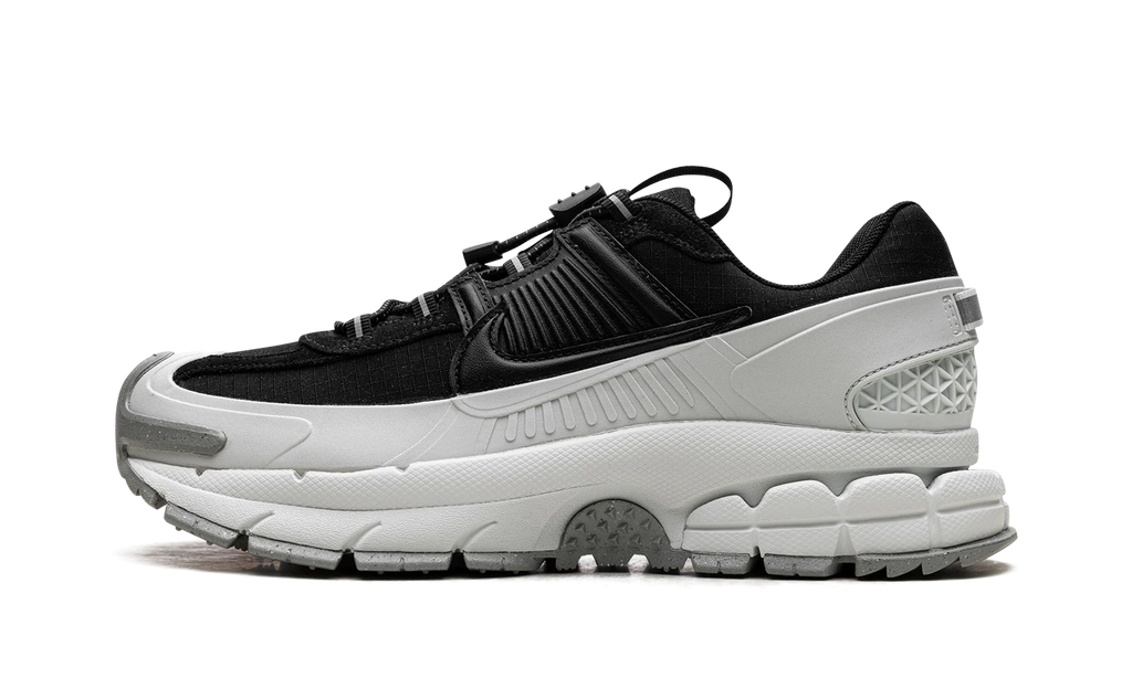 Zoom Vomero 5 Roam "Black Light Silver" FV2295 001