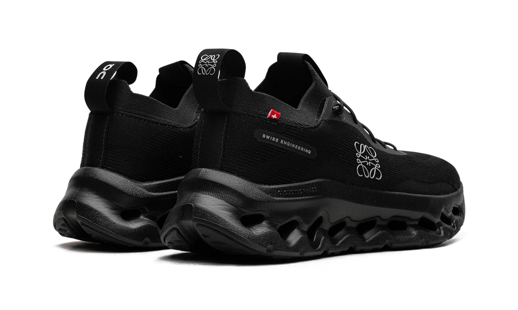 Cloudtilt WMNS "LOEWE All Black" 3WD30310485