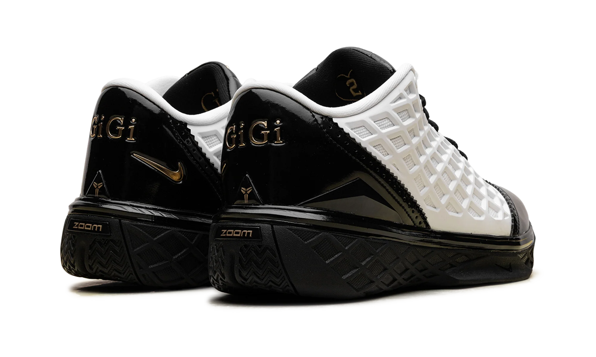 Kobe 3 Low Protro "Mambacita" IQ3916 100