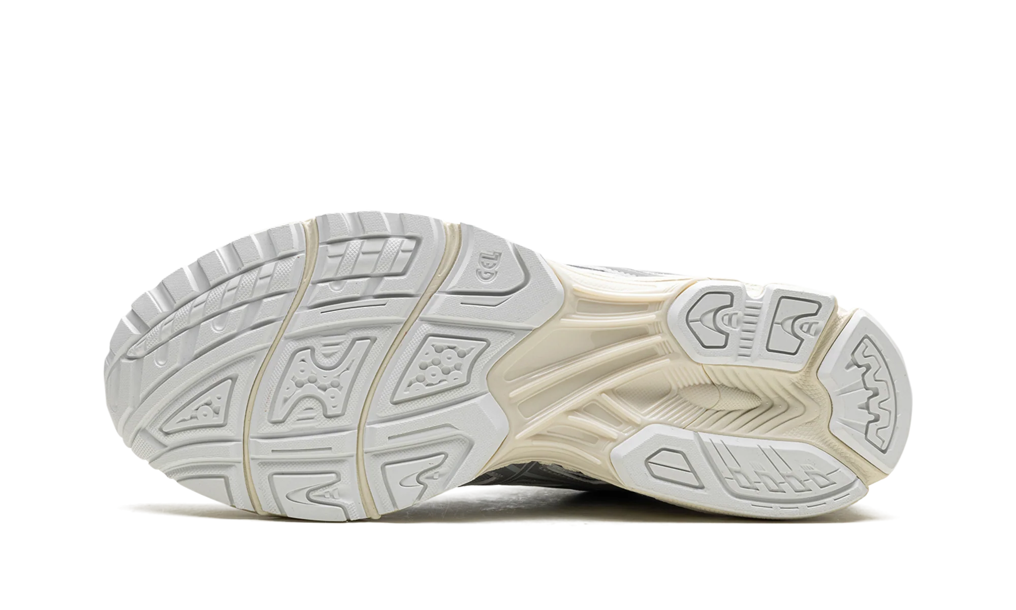 Gel-Nimbus 10.1 "Sheet Rock" 1203A673 100