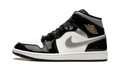 Jordan 1 Mid SE "Black Patent" HV0789 010