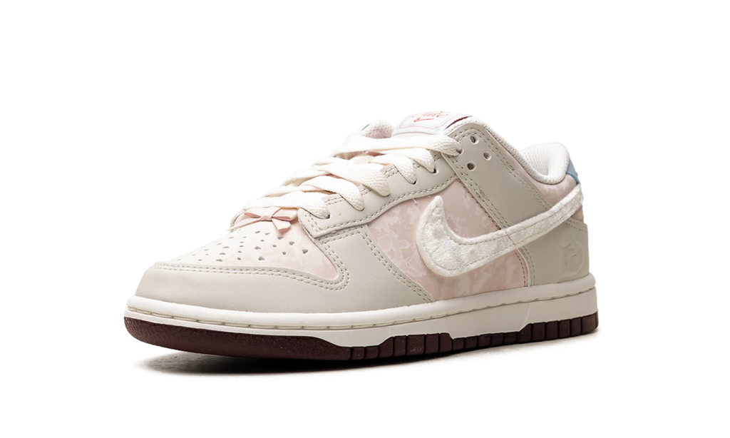 Nike Dunk Low WMNS "Valentine's Day" IQ1145 610