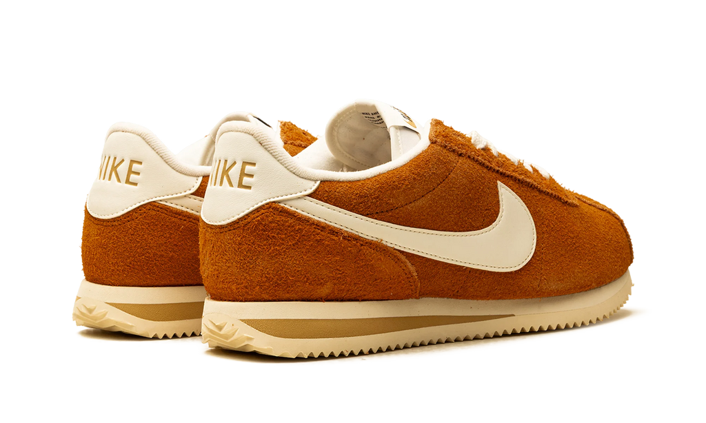 Cortez "Dark Russet" HF3142 200