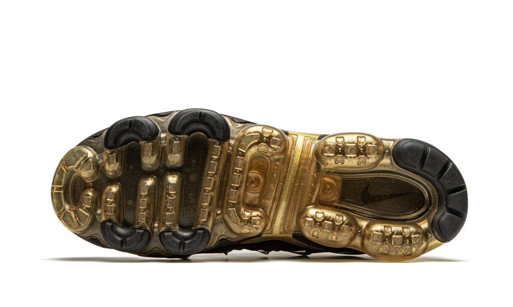 Air VaporMax Plus "Black / Gold" CW7299 001