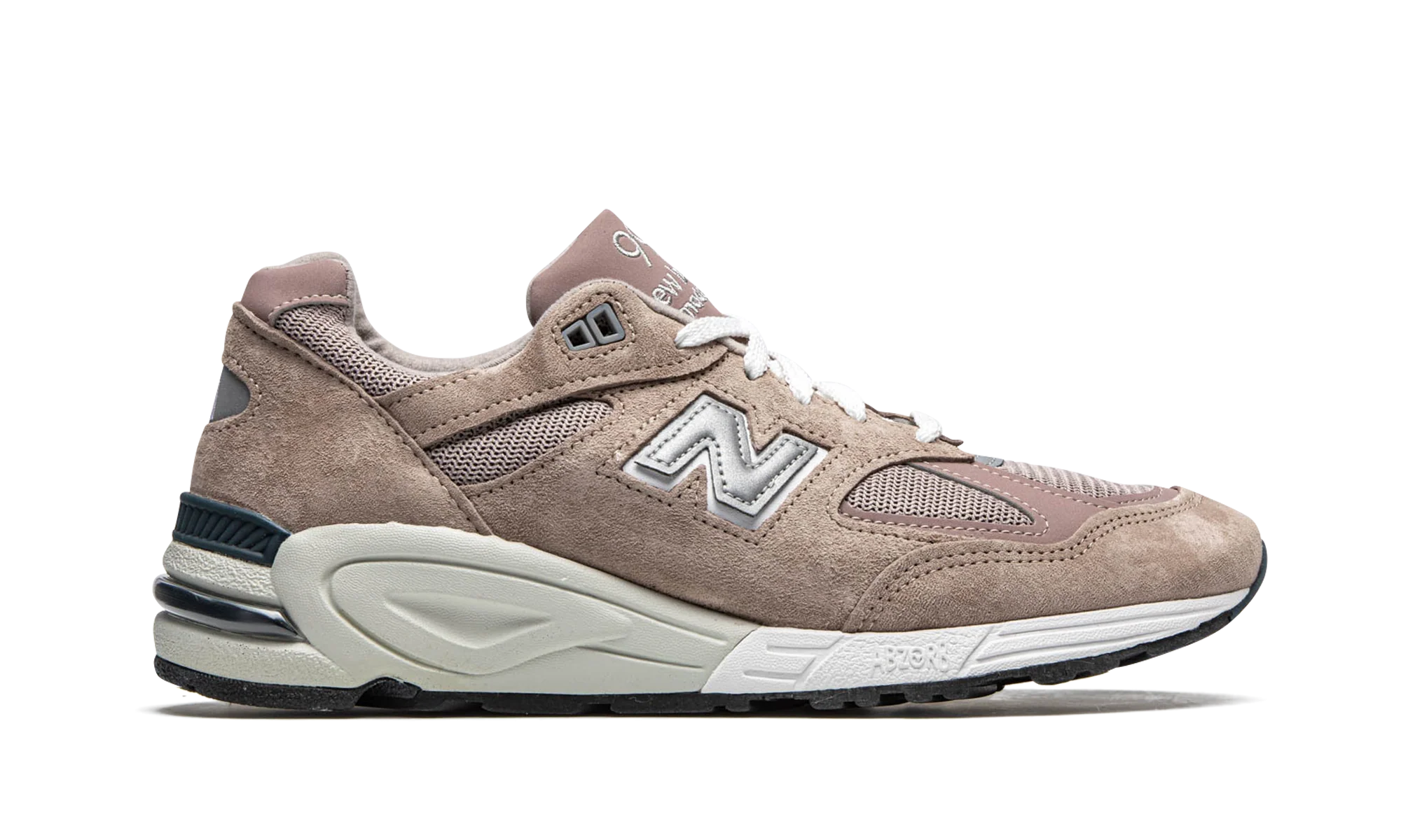 990v2 "Kith - Dusty Rose" M990K2