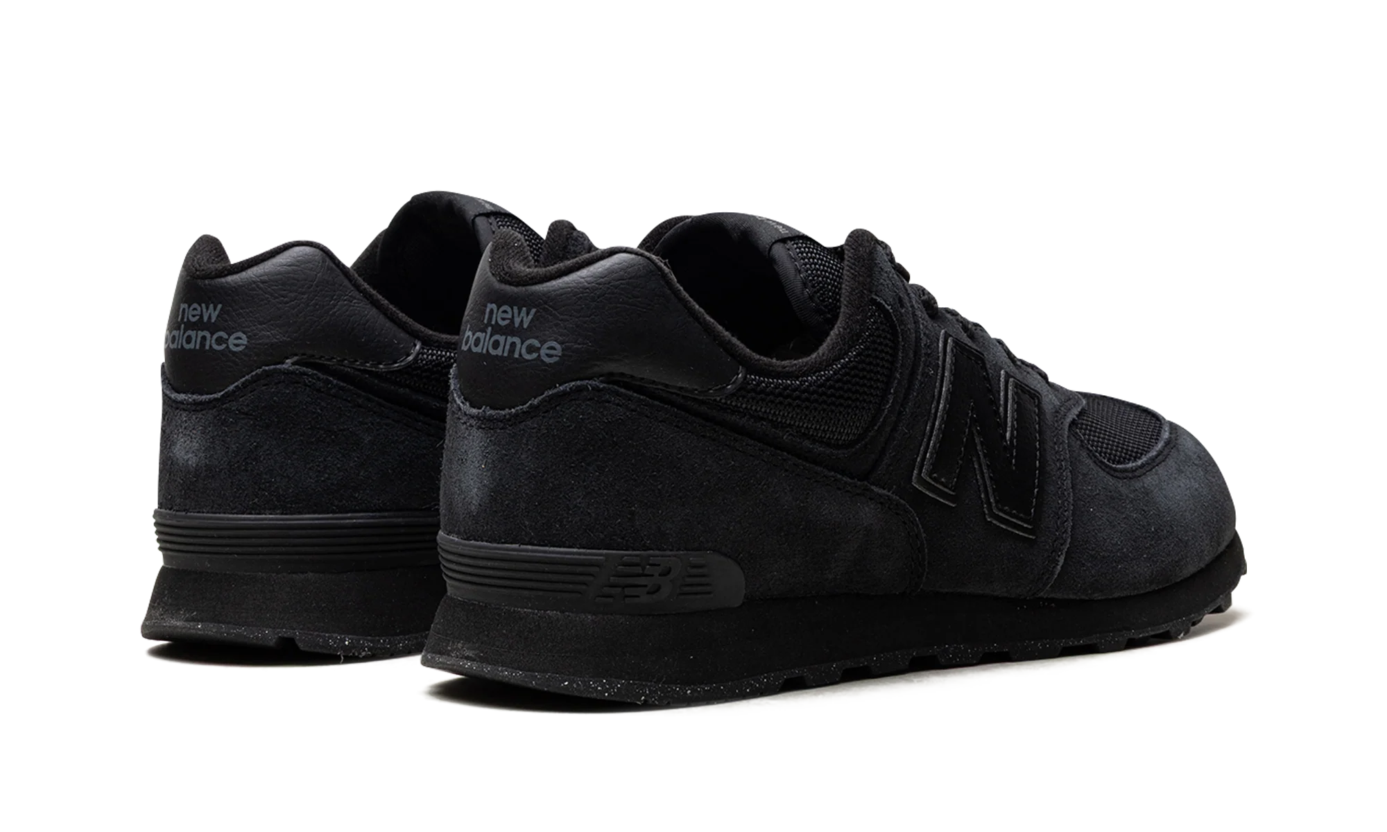 574 GS "Triple Black" GC574EVE
