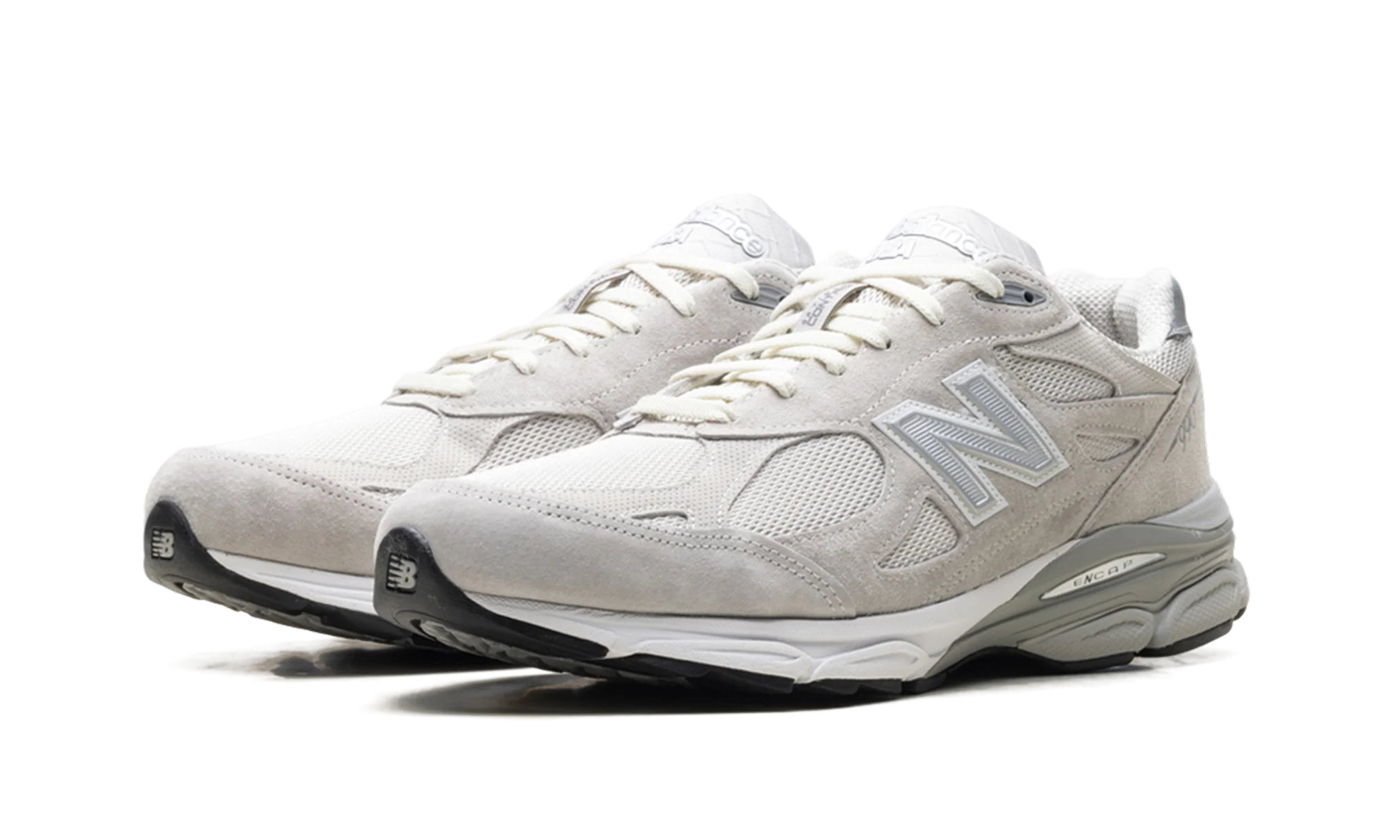 990v3 x Kith "Hallow" U990KT3