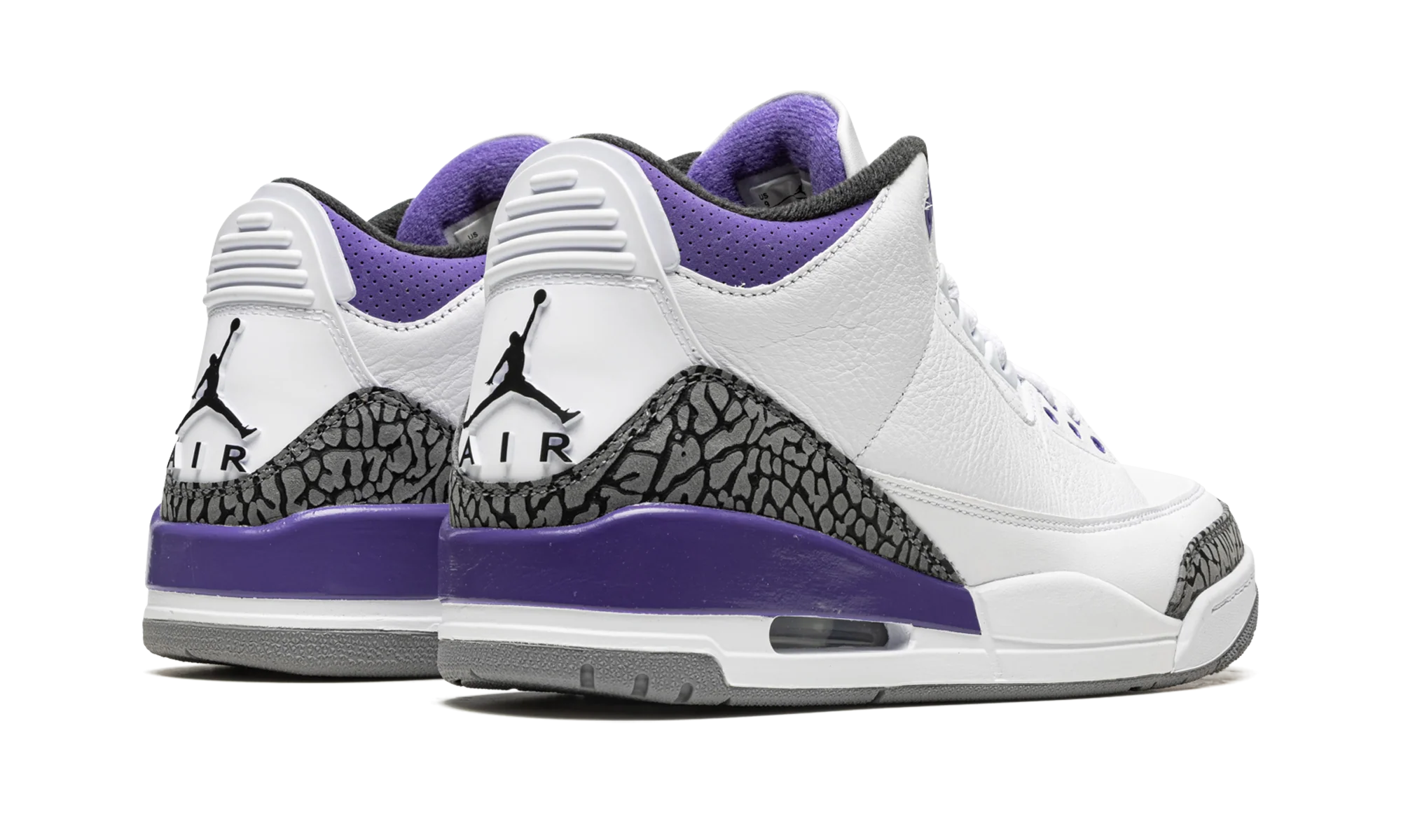 Air Jordan 3 "Dark Iris" CT8532 105
