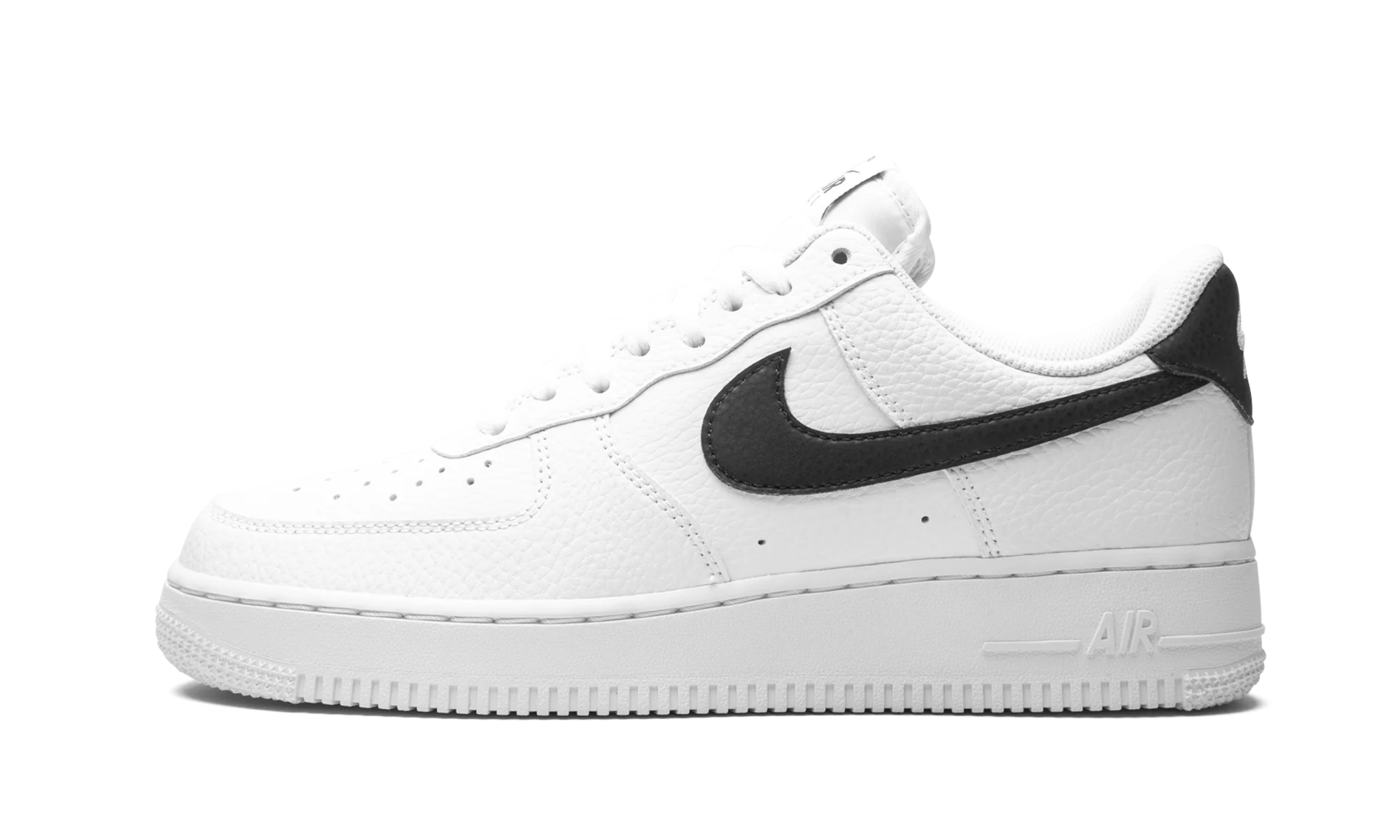 Air Force 1 Low '07 "White / Black" CT2302 100