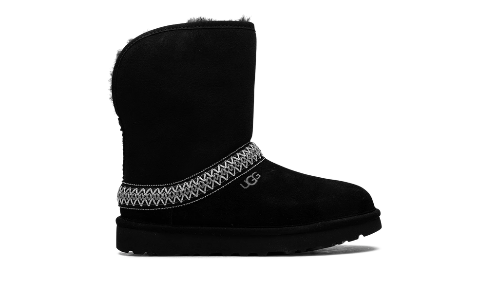 Classic Short Crescent Boot WMNS "Black" 1161770 BLK