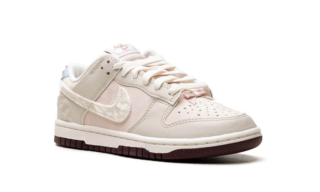 Nike Dunk Low WMNS "Valentine's Day" IQ1145 610