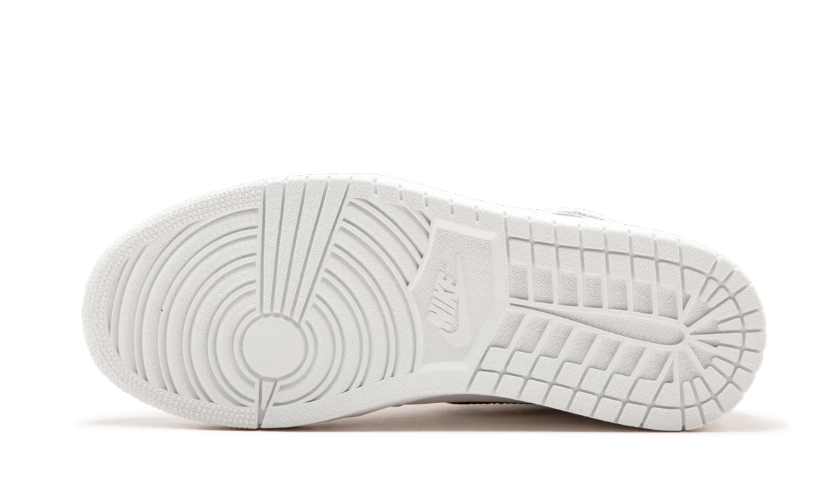 Air Jordan 1 Retro High OG "Premium Essentials" 555088 102