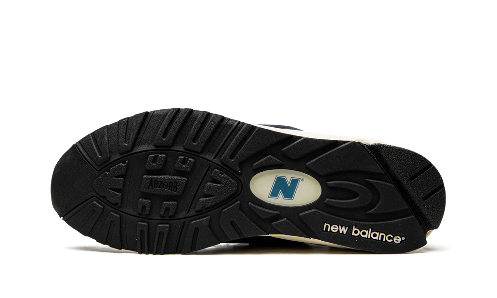 990v2 "Teddy Santis - Navy" M990TB2