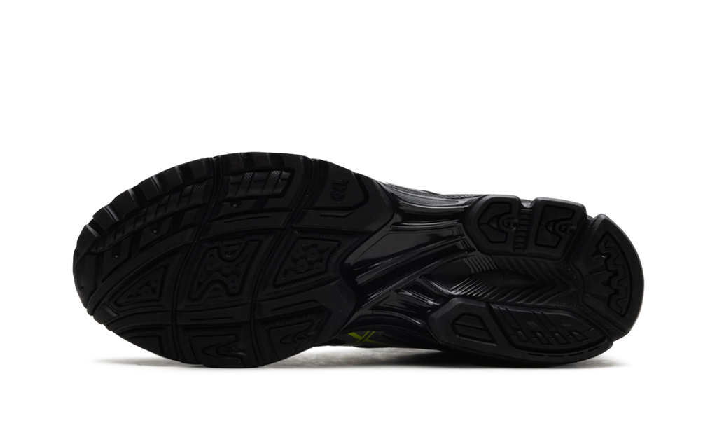 Gel Nimbus 10.1 "Kith - Black Pure Silver" 1203A844 001