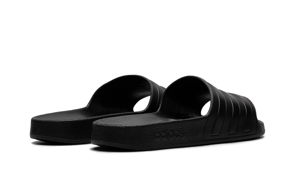 Adilette Aqua Slides "Core Black" f35550