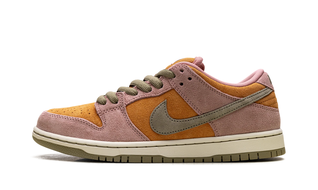 SB Dunk Low "Red Stardust" HJ4135 600