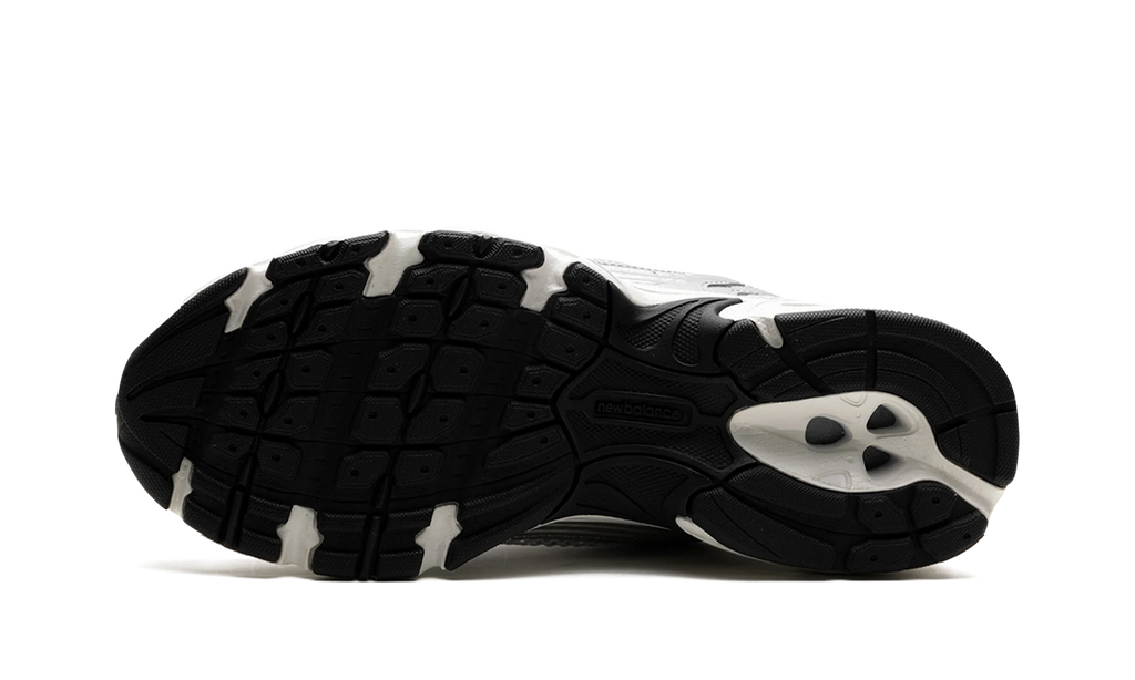 530 "Grey Matter / Silver Metallic" MR530LG