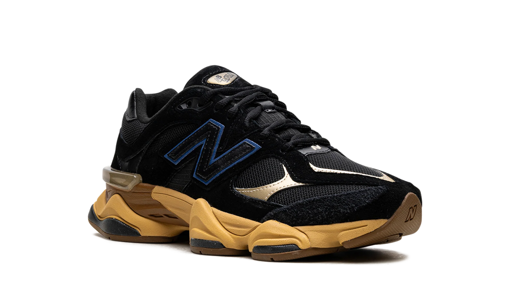 9060 "Black Royal Gum" U9060RE