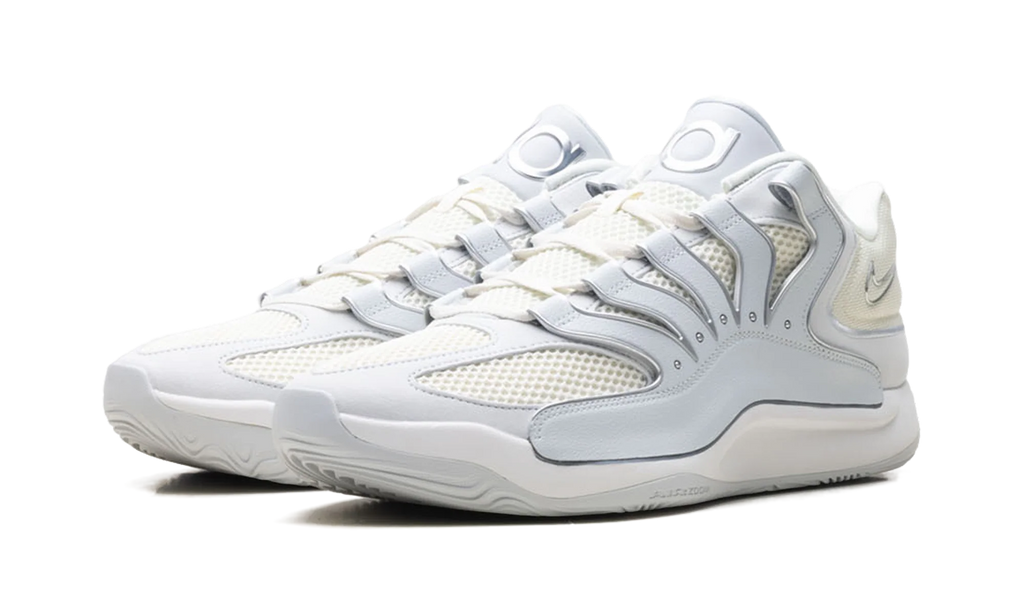KD 18 "Soft Pearl Metallic Silver" HV1992 001